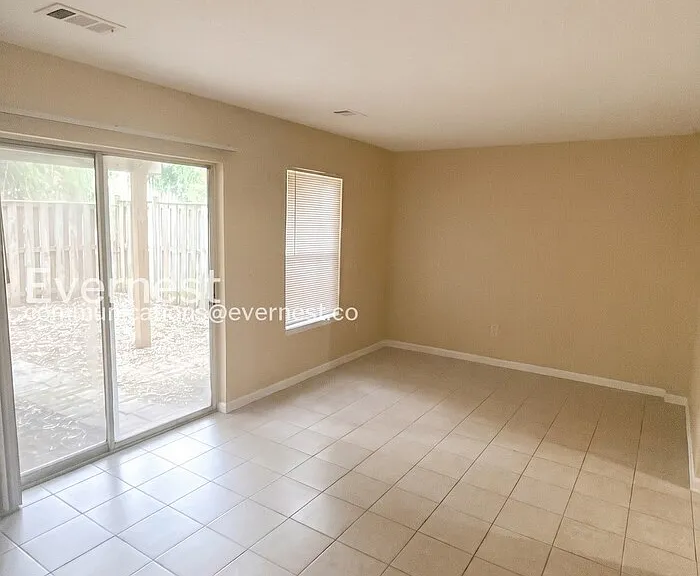 7345 Rhondda Dr — Photo 28