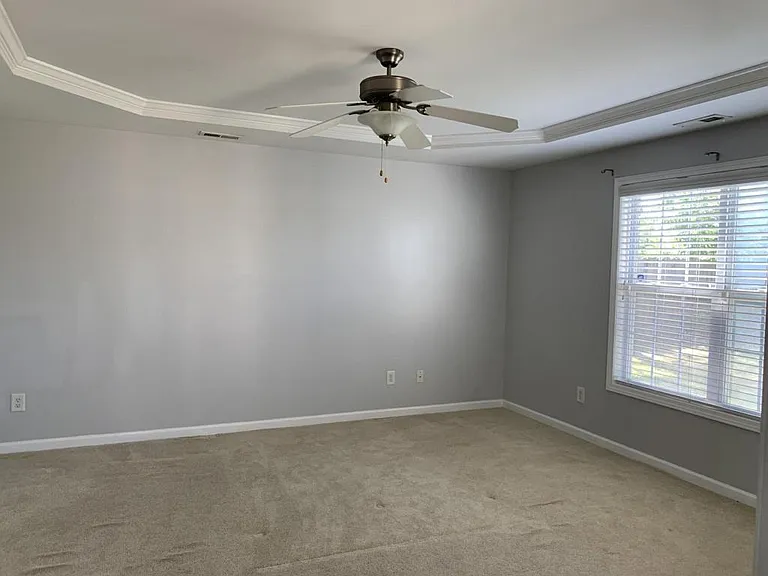 2827 Aristocrat Ln — Photo 8