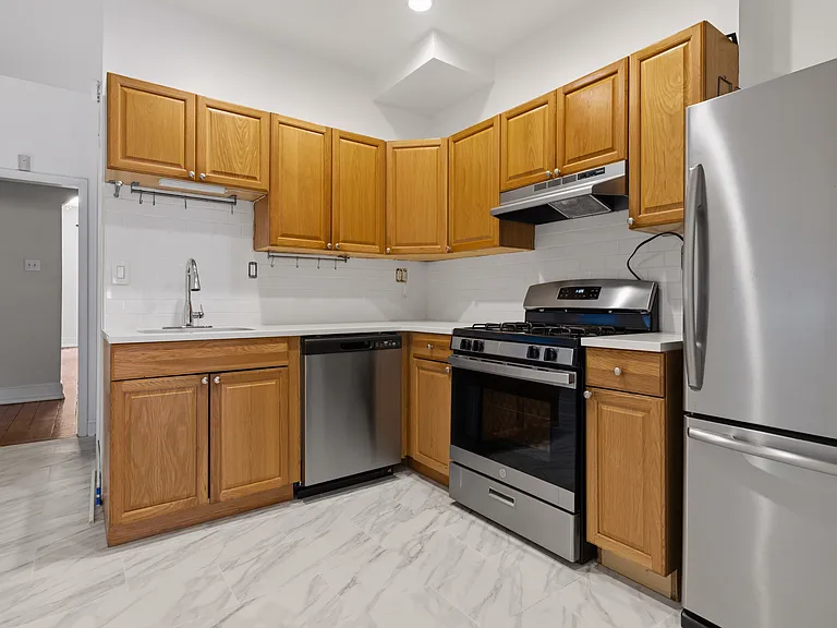 2025 Poplar St #1 — Photo 12