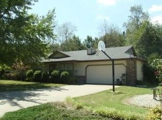 1412 Orchard Dr, Grove, OK 74344
