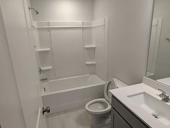3rd image of 1779 Sweet Gardenia Way