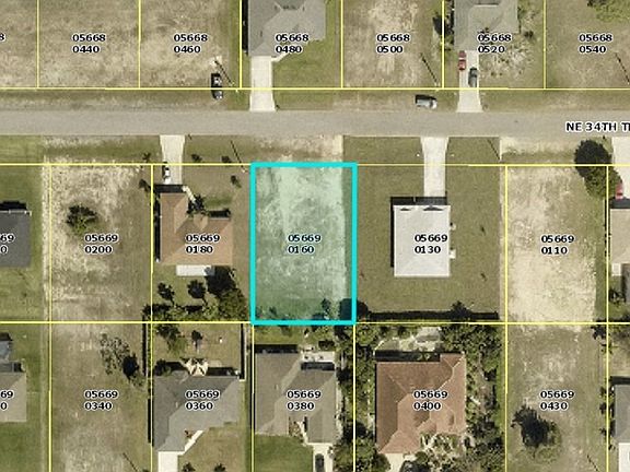 2nd image of 2208 NE 34th Terrace Cpe