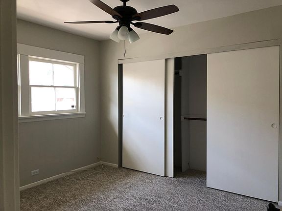 5th image of 362 Newport Ave