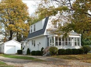 2204 Cadillac St, Flint, MI 48504