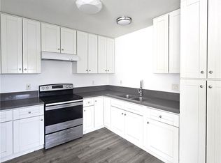 320 E Hullett St APT D, Long Beach, CA 90805