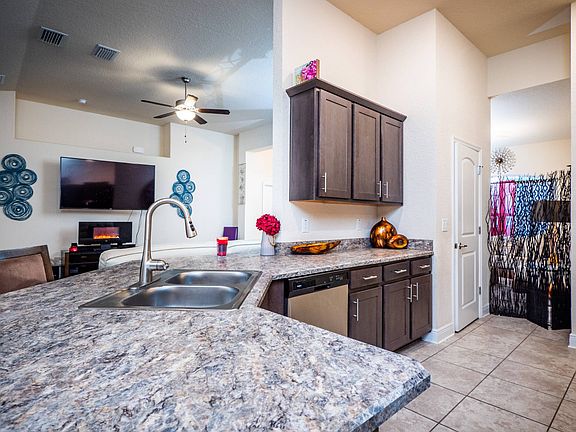 5th image of 6897 SE 11th Pl