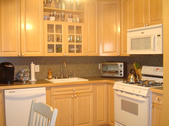 2nd image of 11A Yafa Ct