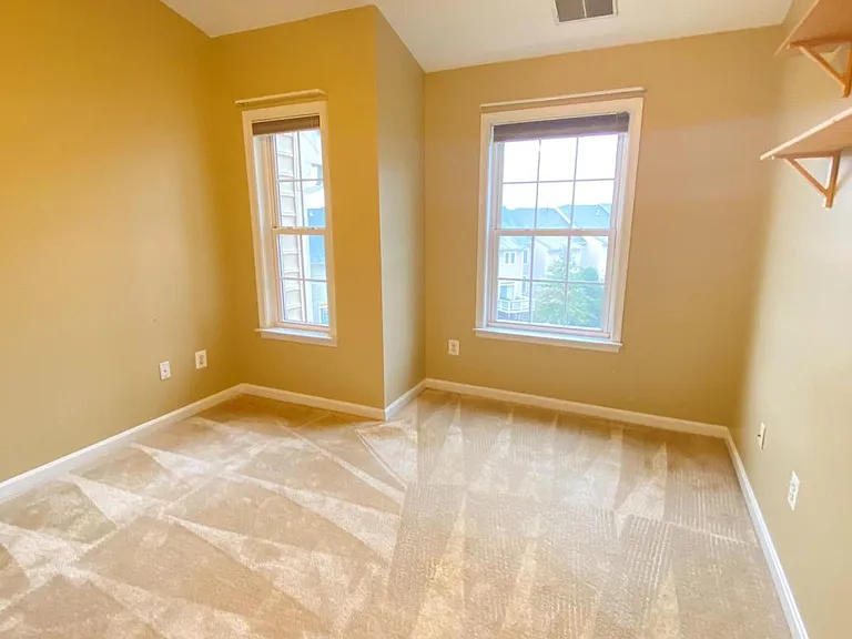 9656 Potters Hill Cir — Photo 19
