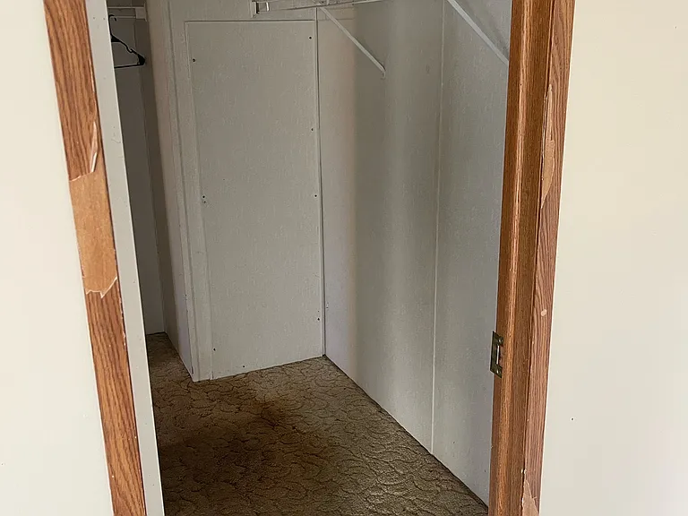 204 E Browning St — Photo 7
