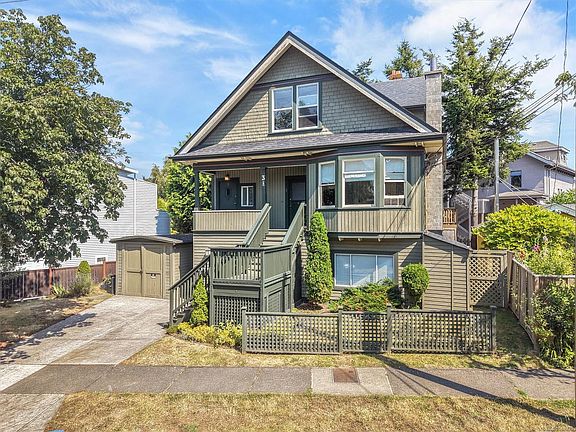 3rd image of 31 Bushby St