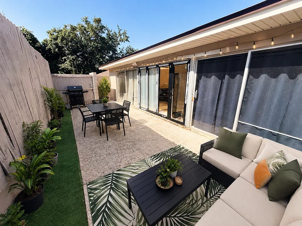 Patio w/ decor