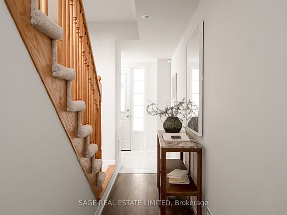 4th image of 842 Atwater Path