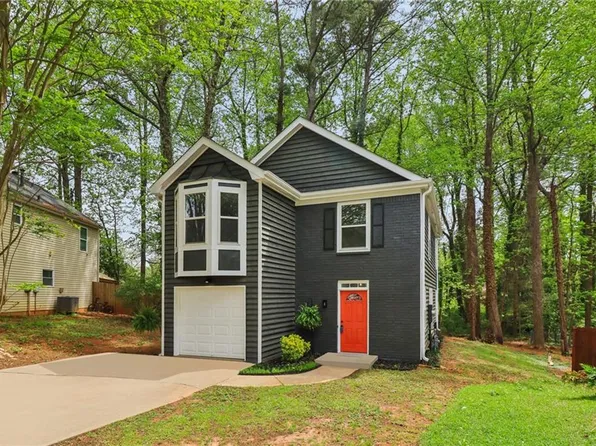 5117 Leland Dr, Stone Mountain, GA 30083