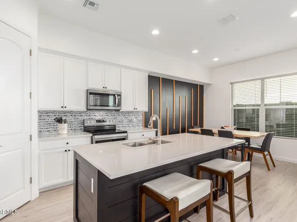 4324 E GRANADA Road, Phoenix, AZ 85008