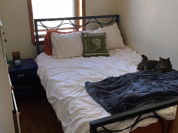 3rd image of 2423 29th St APT 3