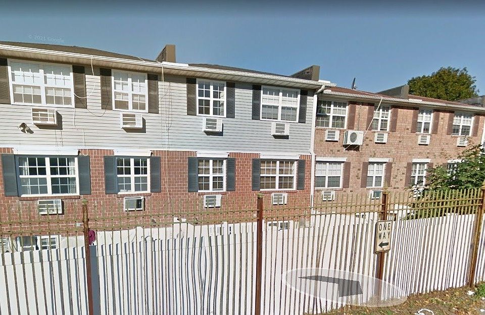 1st image of 82 Country Pointe Cir #46
