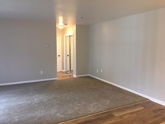 4th image of 129 Green St APT 6