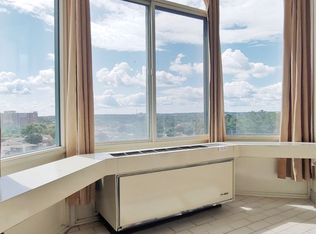 1025 Grenon Ave, Ottawa, ON K2B8S5