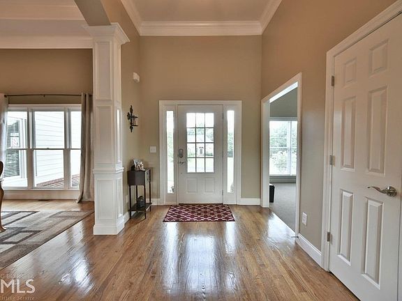 3rd image of 501 Gold Bullion Dr W
