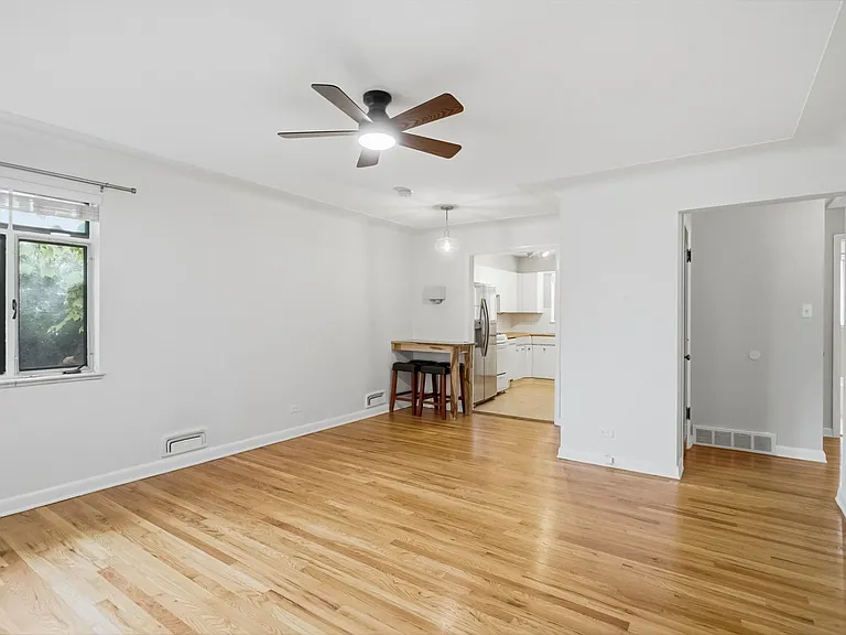 560 N Garfield St — Photo 25