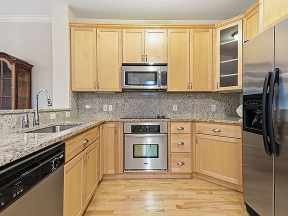 4th image of 59 Walpole St Unit 117