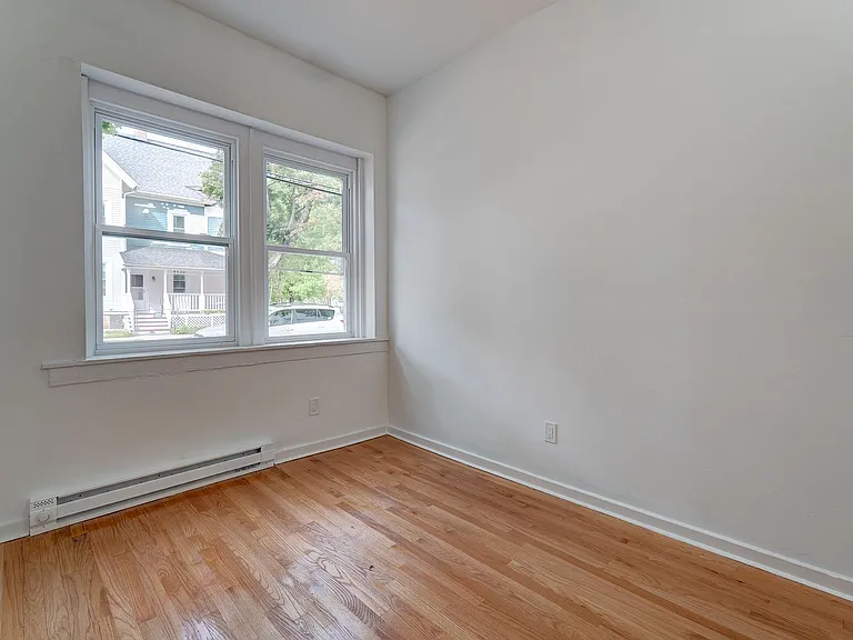 522 Elm St — Photo 12