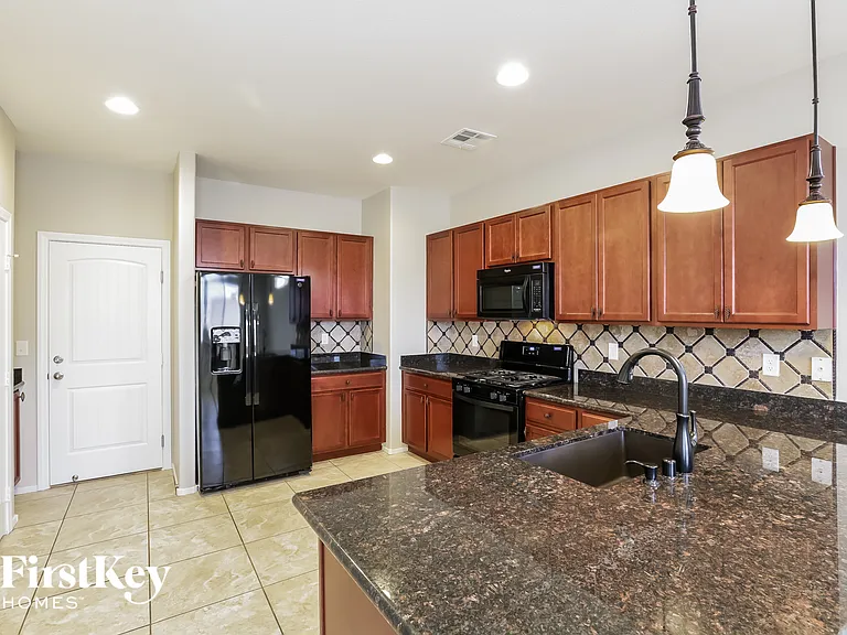 4148 Seclusion Bay Ave — Photo 5
