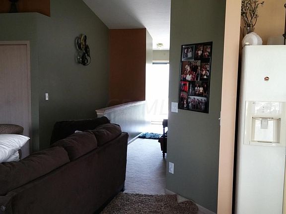 4th image of 183 Yehlshire Dr