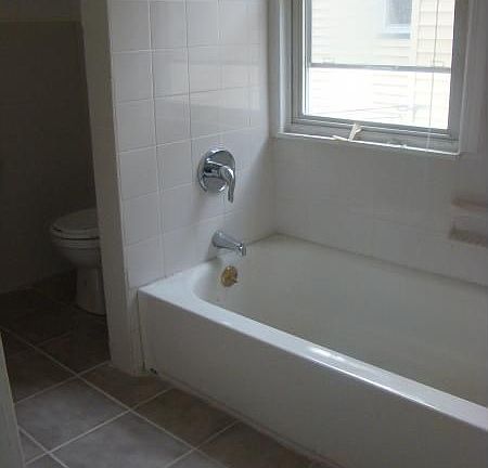 4th image of 143 William St