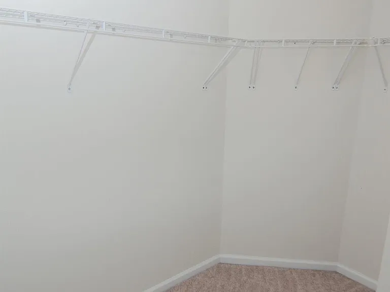 194 Bonhomme Cir — Photo 20
