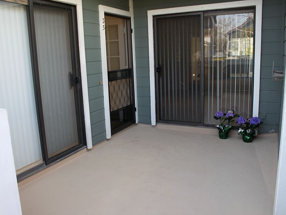 Private Front Patio