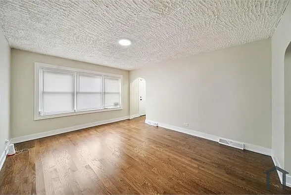 11743 S Princeton Ave — Photo 3