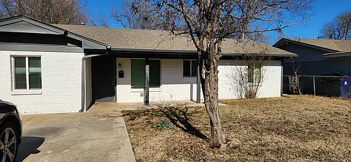 3533 SW 22nd St Photo 1
