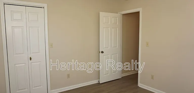 867 Westgate Dr — Photo 23
