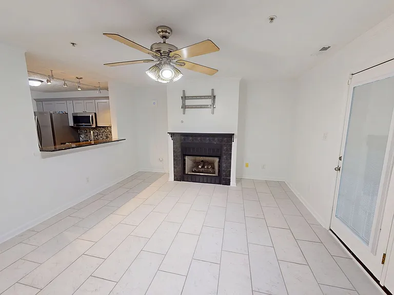 330 Bubble Creek Ct #4 — Photo 7