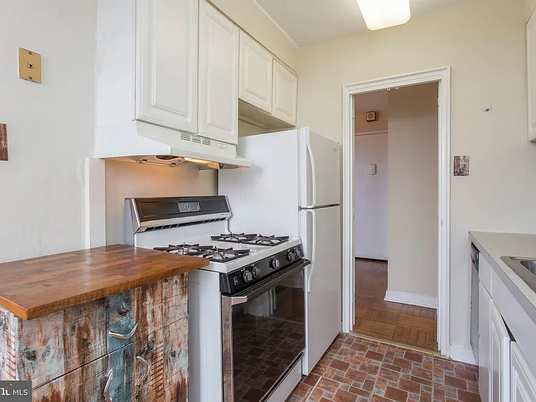 2601 Pennsylvania Ave #711 — Photo 15