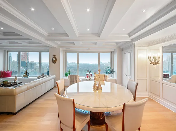 160 Central Park South image 1 of 20