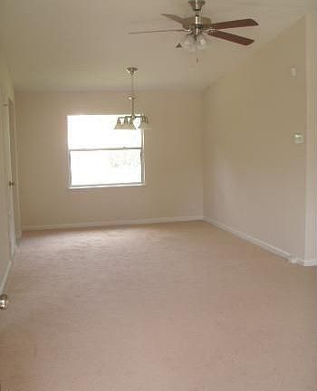 2nd image of 2224 Dumfries Cir E