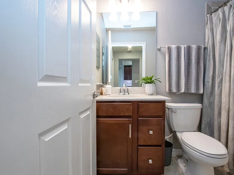 5548 Palmer Cir #102 — Photo 59