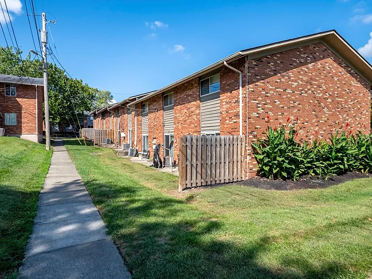 Kingston Green Millville Apartments — Photo 25