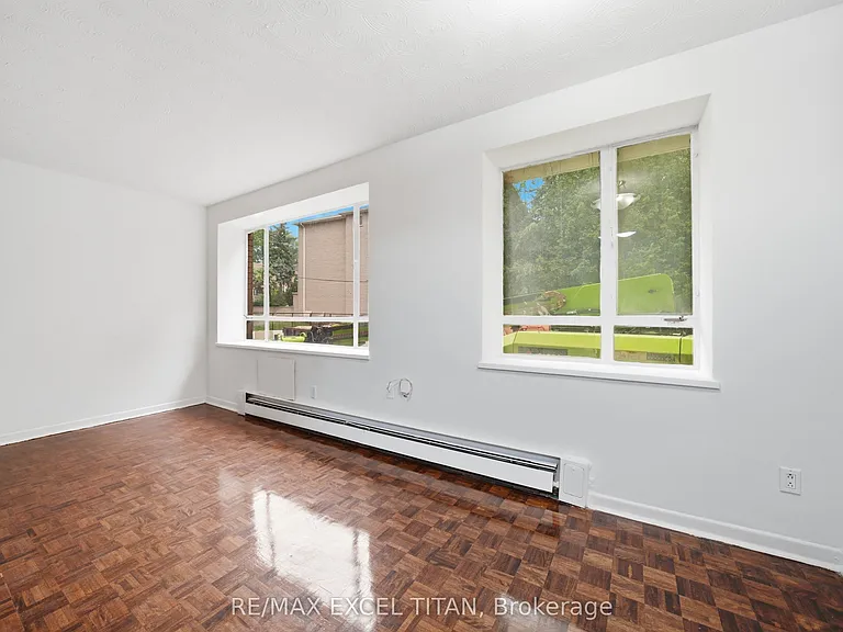 2895 Bathurst St #108 — Photo 9