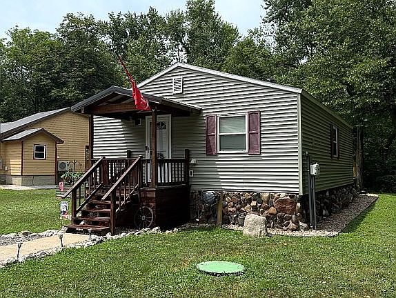 3rd image of 10036 N Rock Ridge Rd