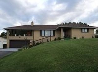 414 E Main St, Richmond, OH 43944