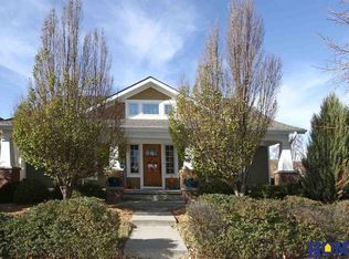 6725 NW 3rd St, Lincoln, NE 68521