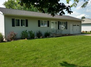 701 N Hokah St, Caledonia, MN 55921