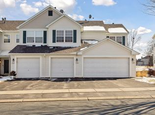 716 Cobblestone Way, Shakopee, MN 55379