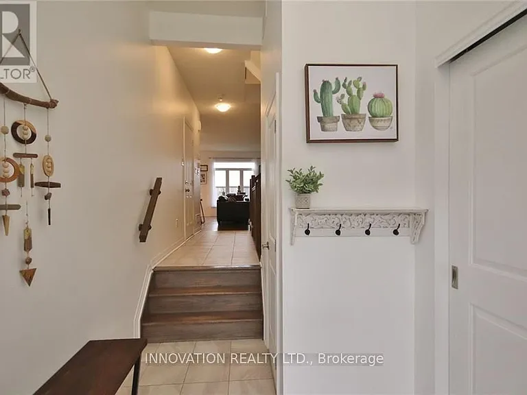 527 Rioja St — Photo 4