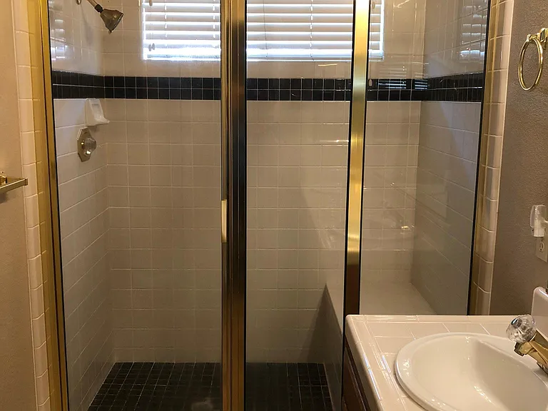 104 Blencowe Ct — Photo 14