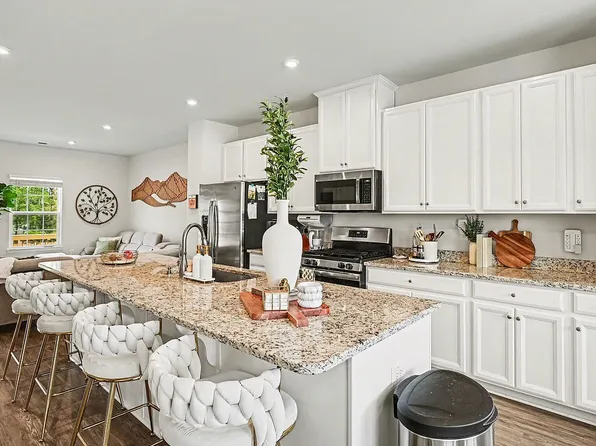 221 Tamworth Crk, Durham, NC 27707