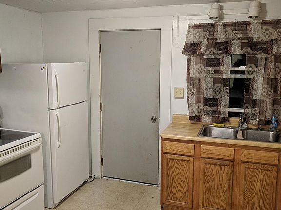 3rd image of 800 Franklin Ave